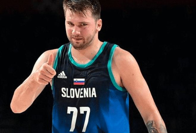 务必在翼侧 务必在翼侧